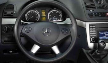 Mercedes-Benz Viano ممتلئ